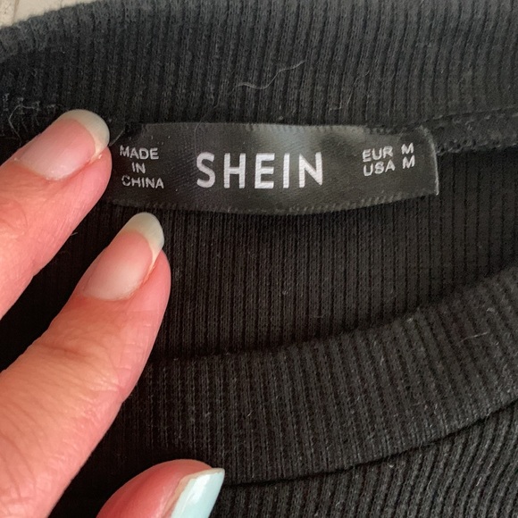 Black long sleeve puff sleeve Shein medium top - Picture 2 of 2